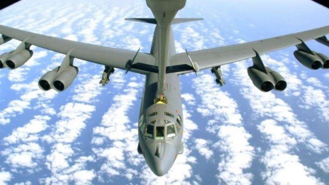 AS Kirim Pesawat B-52 dan Kapal Perusak ke Timteng Peringatkan Iran
